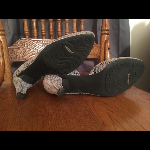 Tsubo Fifee D’Orsay Heels - Picture 3 of 8